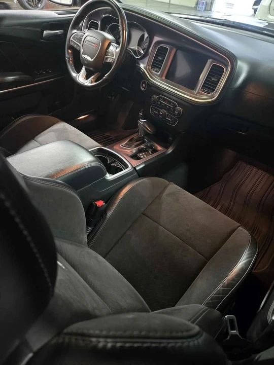 2019 Dodge Charger SRT & 392 7th Gen - Image 6 of 10