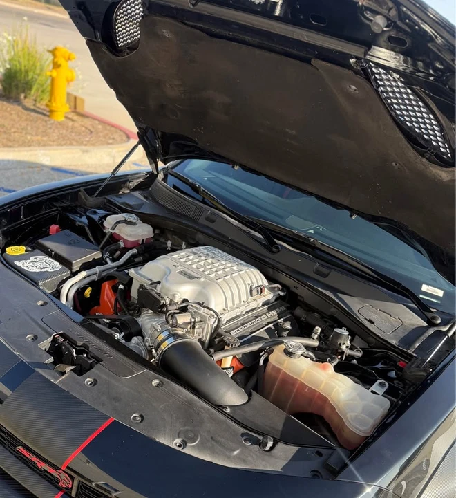 2019 Dodge Charger SRT Hellcat 7th Gen - Image 6 of 10