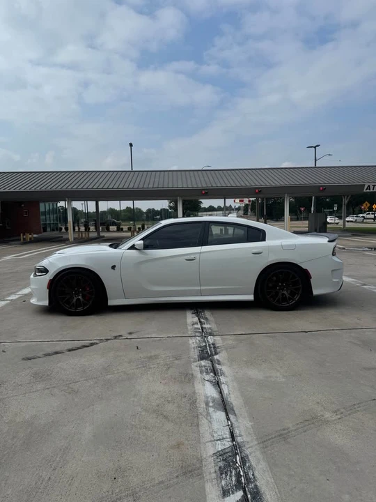 2019 Dodge Charger SRT Hellcat 7th Gen - Image 2 of 18
