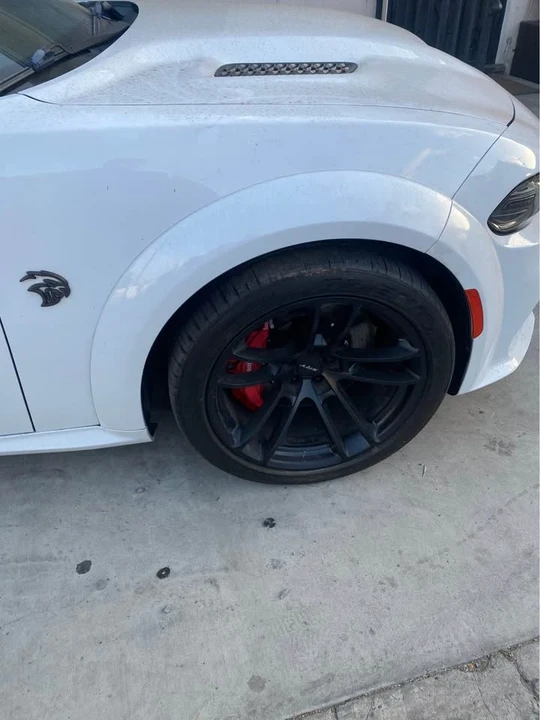 2019 Dodge Charger SRT Hellcat 7th Gen - Image 3 of 10