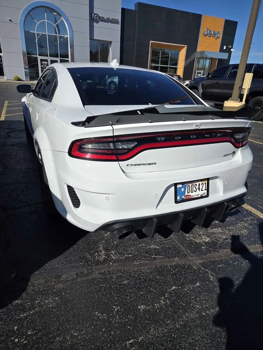 2019 Dodge Charger SRT Hellcat 7th Gen - Image 3 of 11