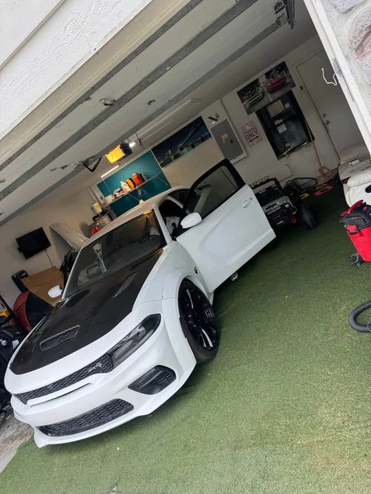 2019 Dodge Charger SRT Hellcat 7th Gen - Image 3 of 11