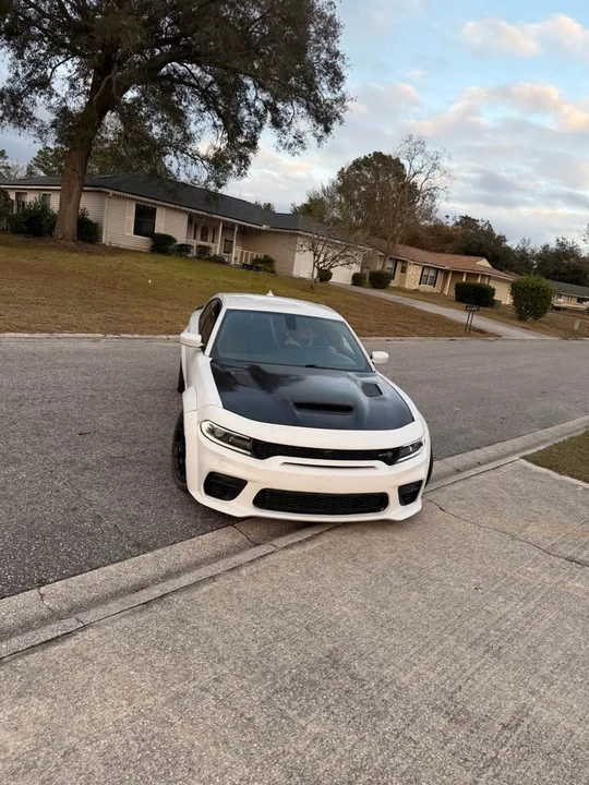 2019 Dodge Charger SRT Hellcat 7th Gen - Image 2 of 11