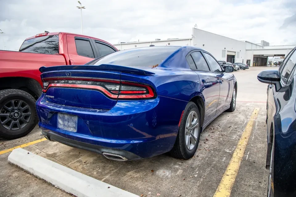 2019 Dodge Charger 8th Gen - Image 5 of 6
