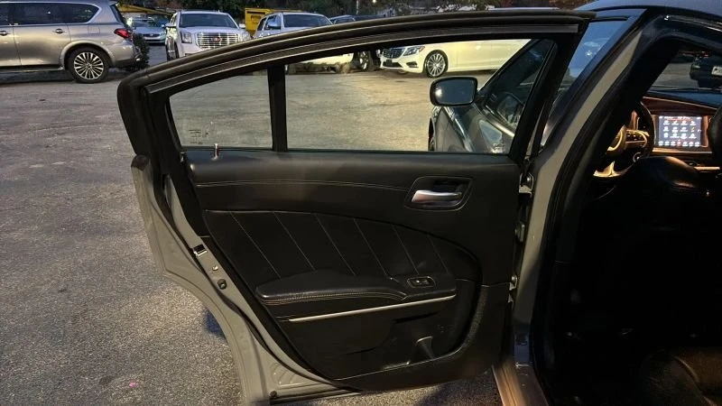 2019 Dodge Charger 7th Gen - Image 14 of 20