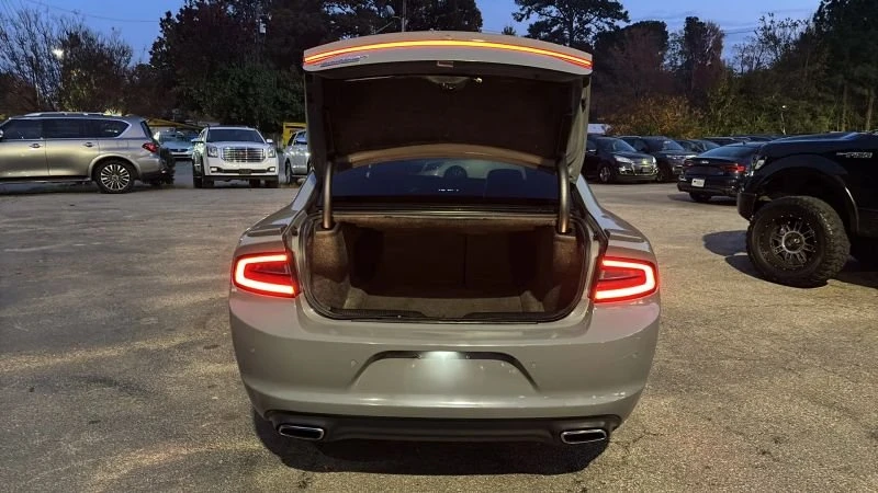 2019 Dodge Charger 7th Gen - Image 17 of 20