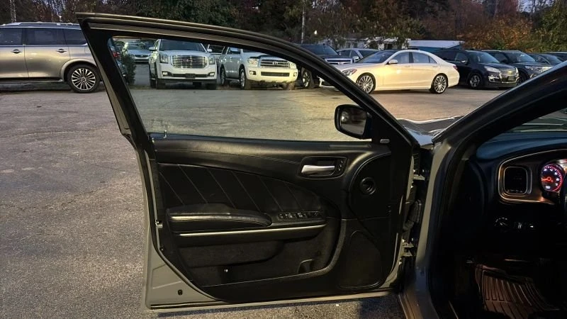 2019 Dodge Charger 7th Gen - Image 9 of 20