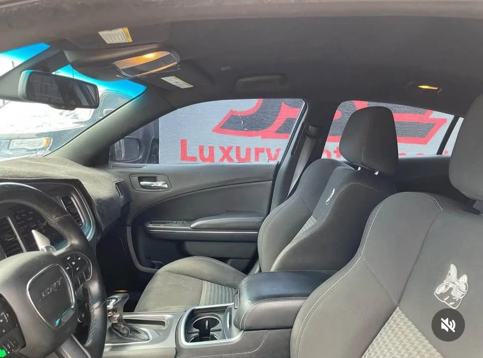2019 Dodge Charger 8th Gen - Image 6 of 7