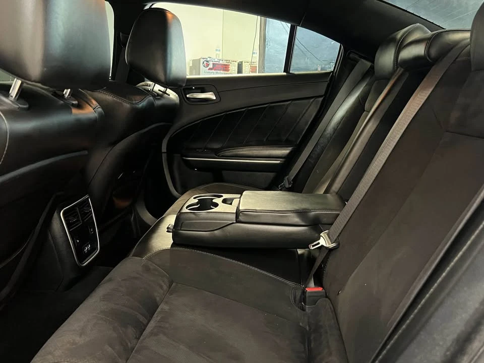 2019 Dodge Charger 8th Gen - Image 6 of 8
