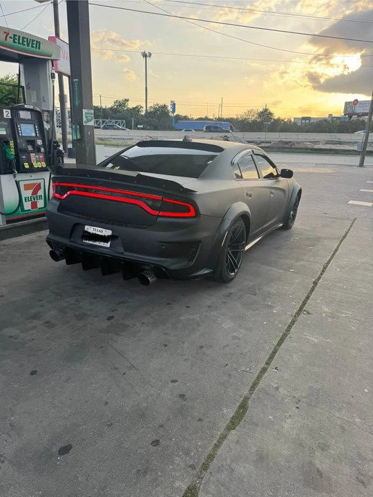 2019 Dodge Charger SRT & 392 7th Gen - Image 2 of 6