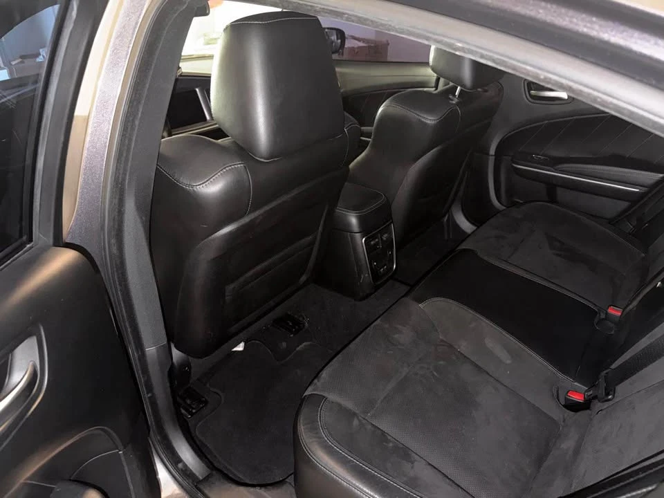 2019 Dodge Charger 8th Gen - Image 4 of 4