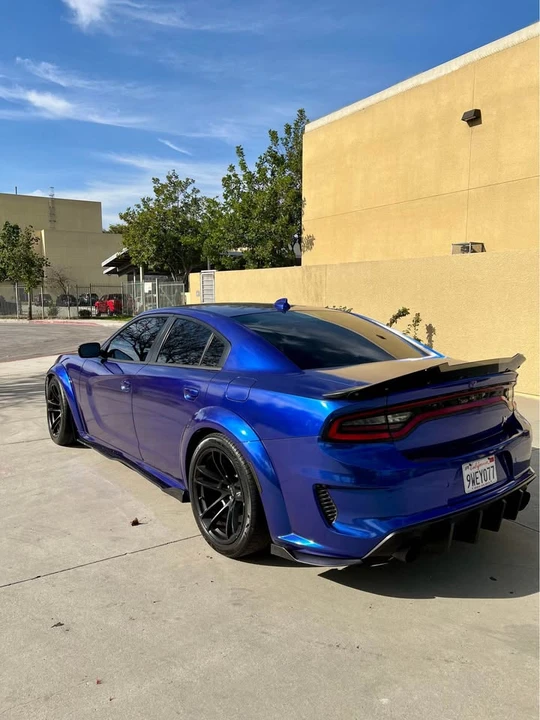 2019 Dodge Charger 8th Gen - Image 8 of 12