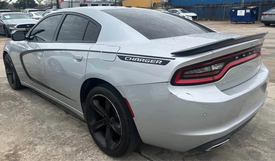 2019 Dodge Charger 7th Gen - Image 4 of 8