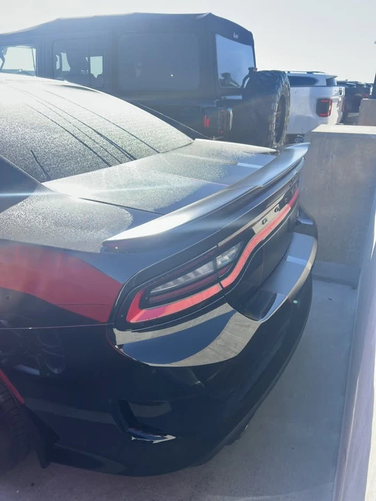 2019 Dodge Charger SRT Hellcat 7th Gen - Image 2 of 9