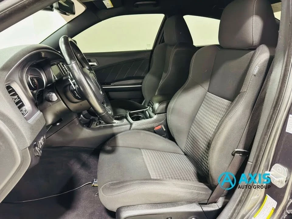 2019 Dodge Charger 7th Gen - Image 11 of 12