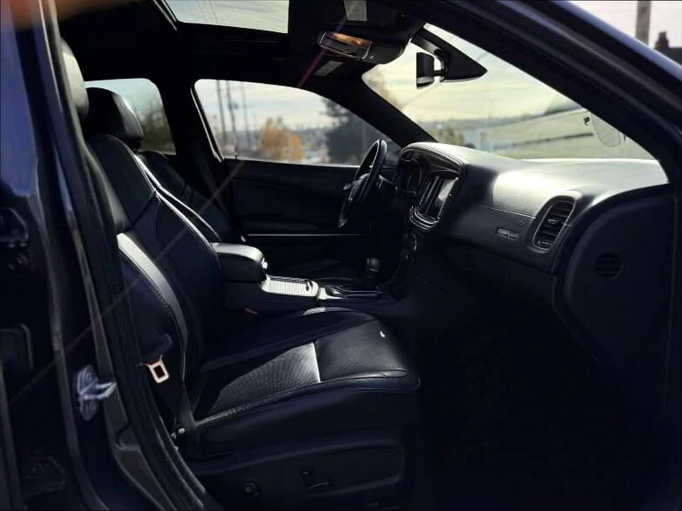 2019 Dodge Charger 8th Gen - Image 10 of 19