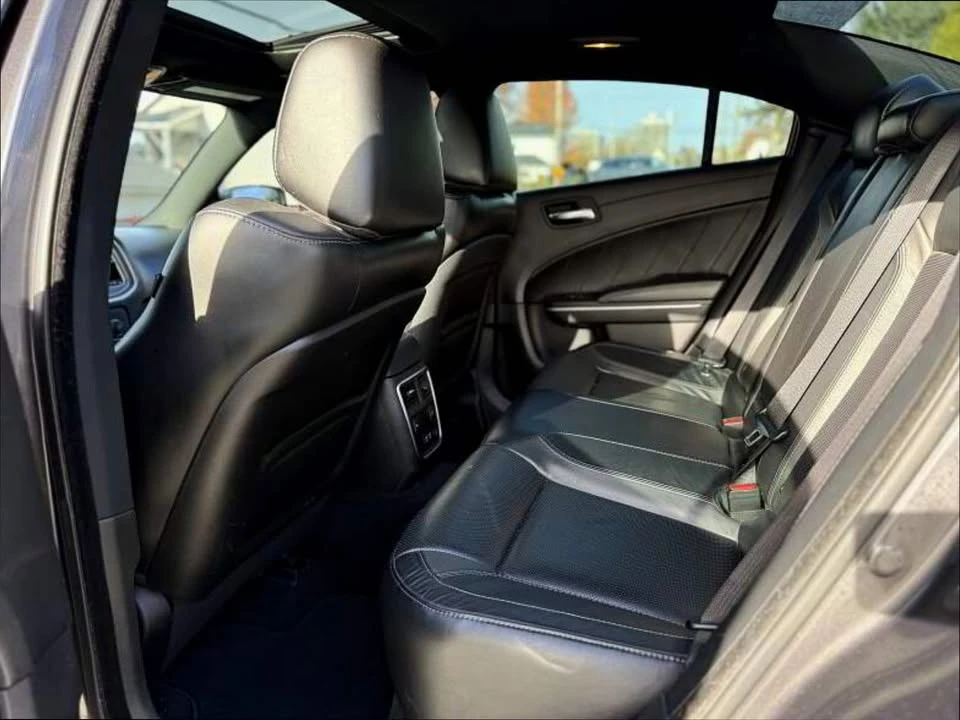 2019 Dodge Charger 8th Gen - Image 12 of 19