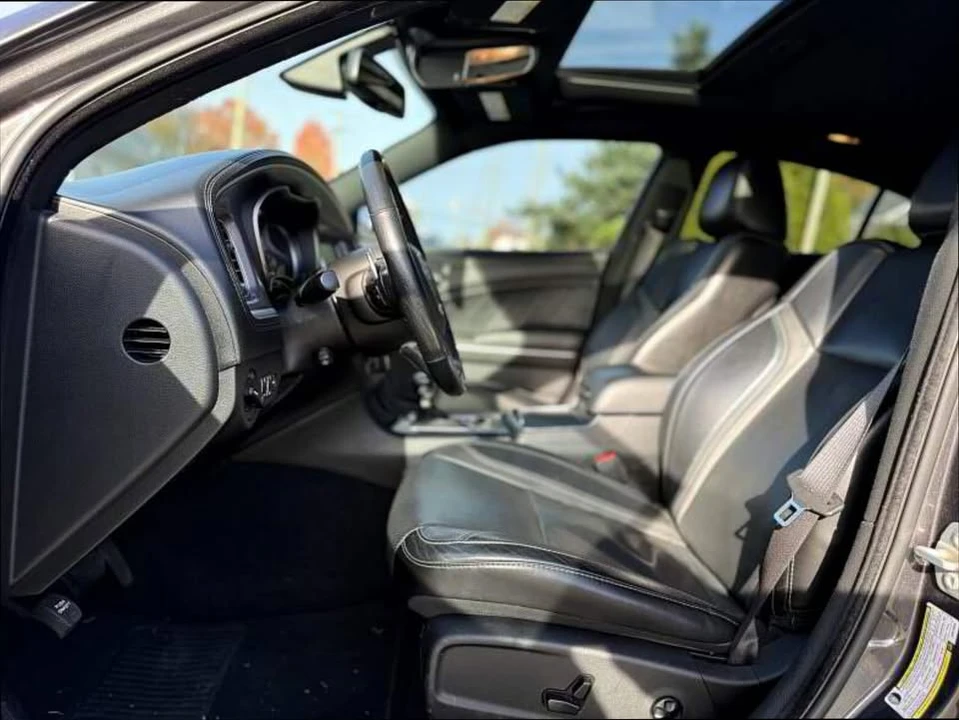2019 Dodge Charger 8th Gen - Image 15 of 19