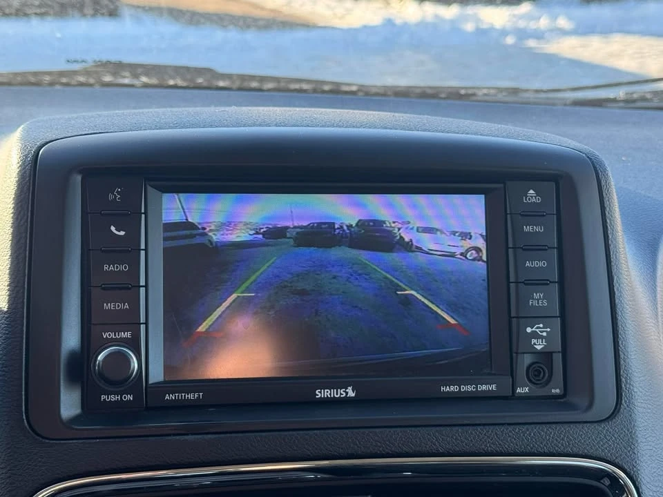 2019 Dodge Caravan - Image 12 of 19
