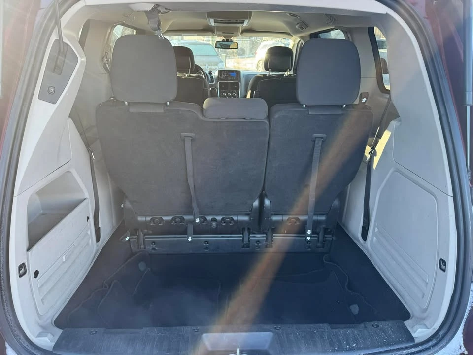 2019 Dodge Caravan - Image 4 of 19