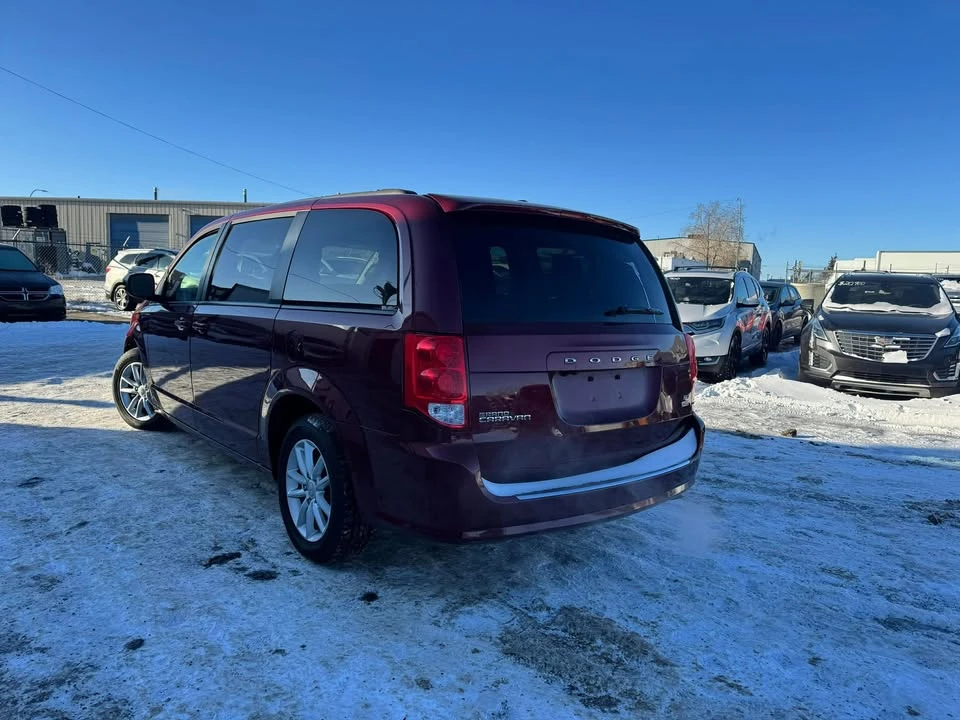 2019 Dodge Caravan - Image 6 of 19