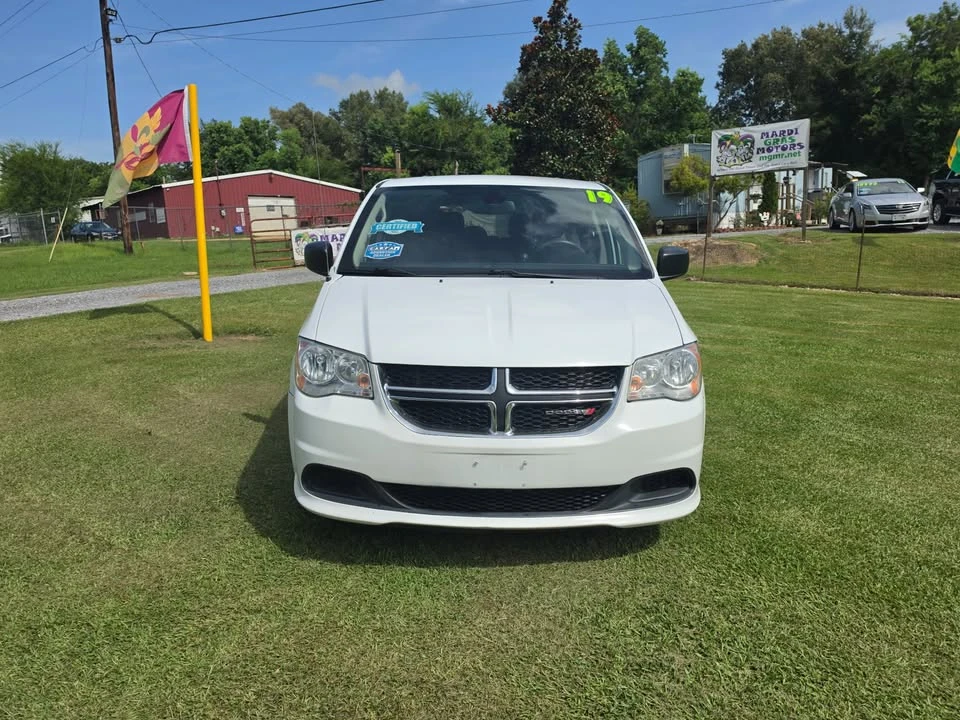 2019 Dodge Caravan - Image 2 of 19