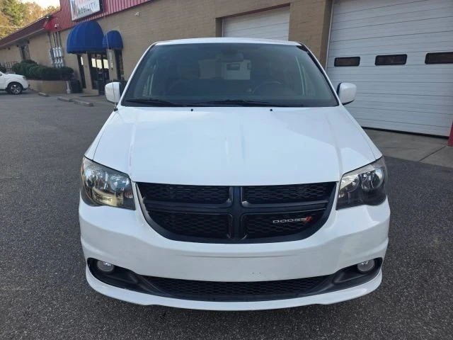 2019 Dodge Caravan - Image 2 of 20