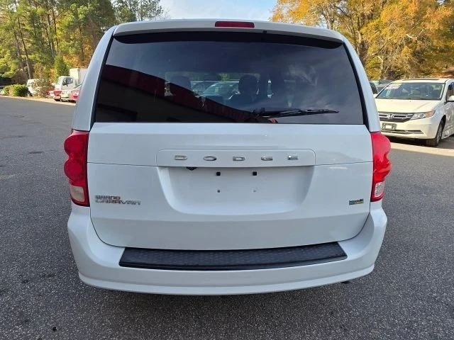 2019 Dodge Caravan - Image 5 of 20