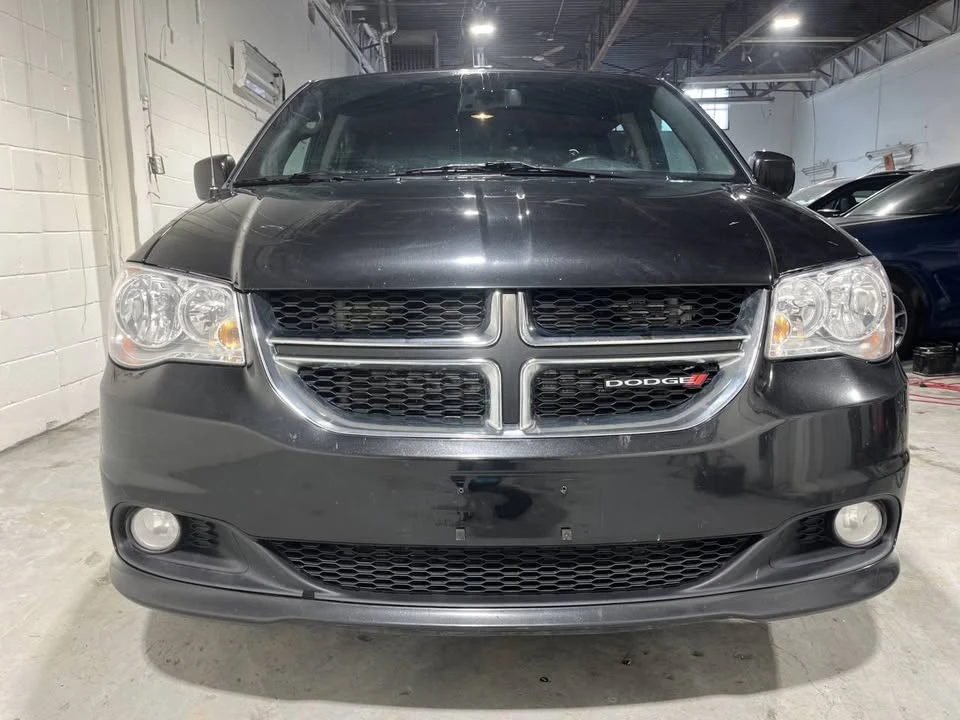 2019 Dodge Caravan - Image 3 of 20