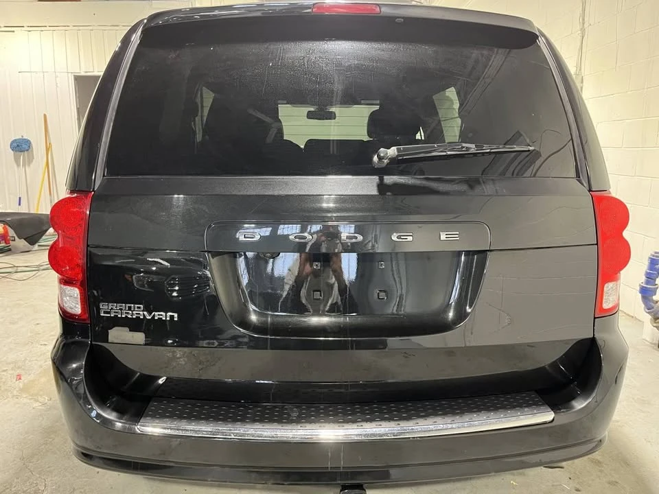 2019 Dodge Caravan - Image 7 of 20