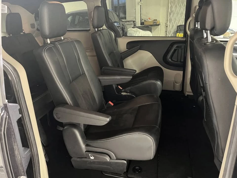 2019 Dodge Caravan - Image 20 of 20