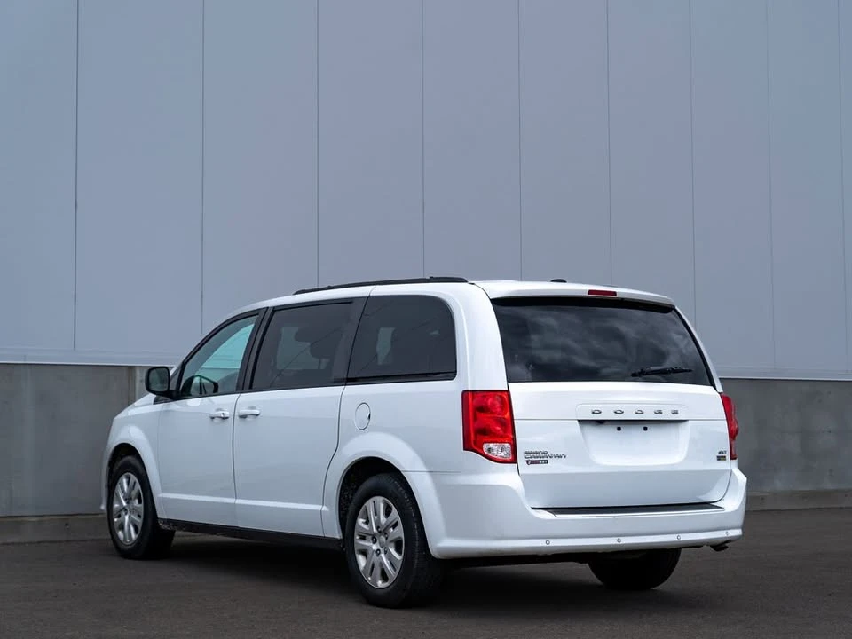 2019 Dodge Caravan - Image 8 of 19