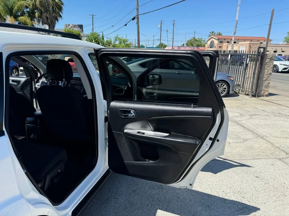 2019 Dodge Journey - Image 16 of 20