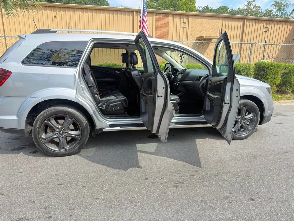 2019 Dodge Journey - Image 14 of 19