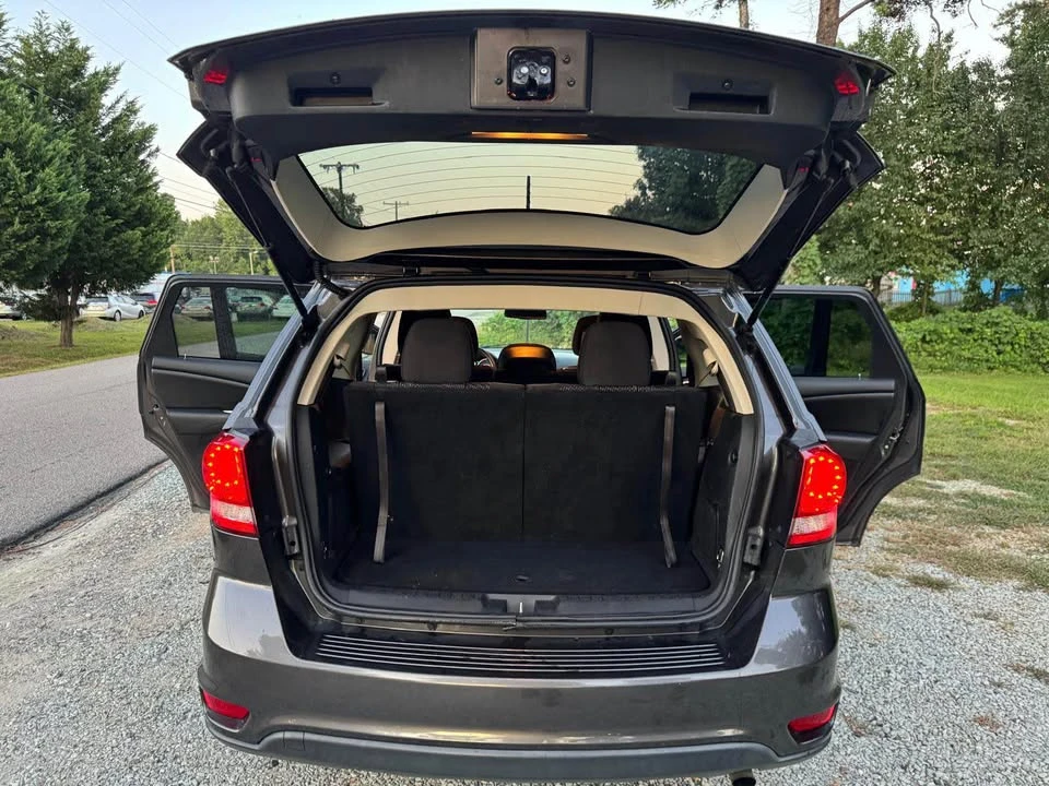 2019 Dodge Journey - Image 8 of 9