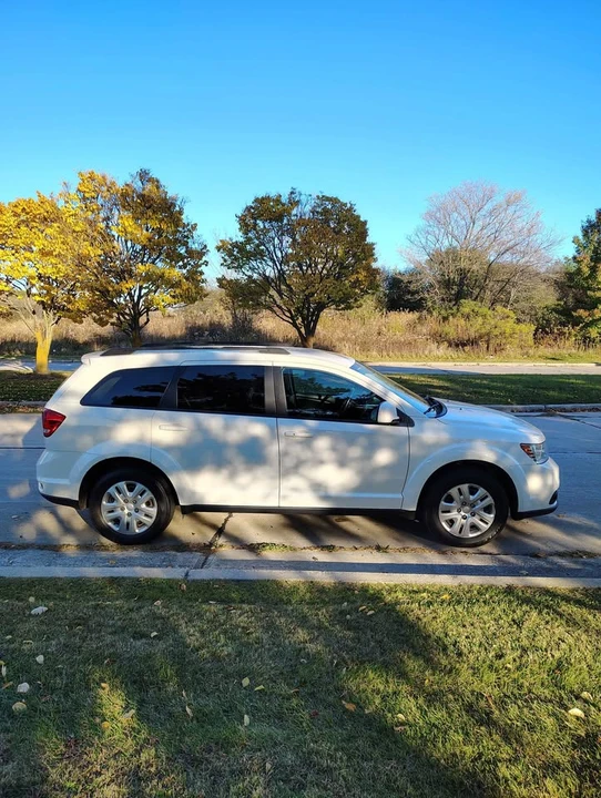 2019 Dodge Journey - Image 2 of 19