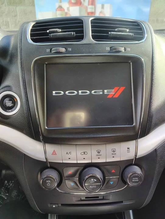 2019 Dodge Journey - Image 9 of 19
