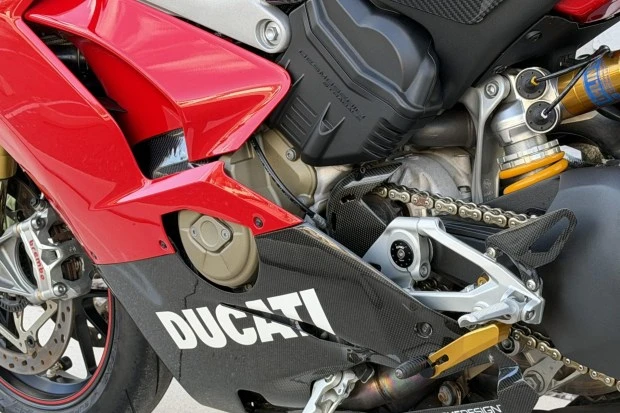 2019 Ducati V4 - Image 6 of 8