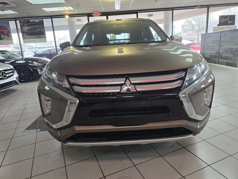 2019 Mitsubishi Eclipse Cross - Image 2 of 4