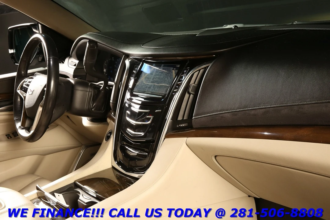 2019 Cadillac Escalade 4th Gen - Image 17 of 21