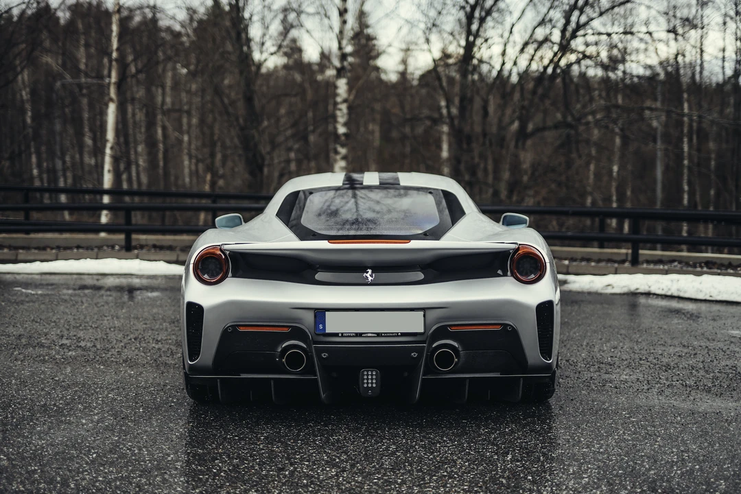 2019 Ferrari 488 Pista - Image 7 of 31