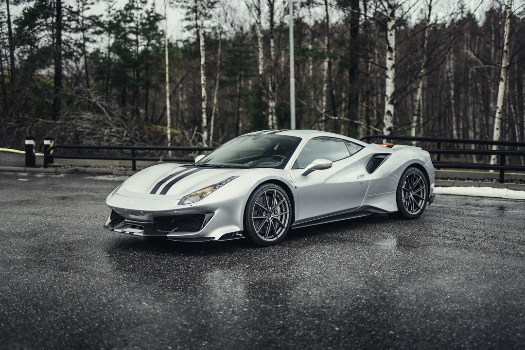 2019 Ferrari 488 Pista - Image 12 of 31