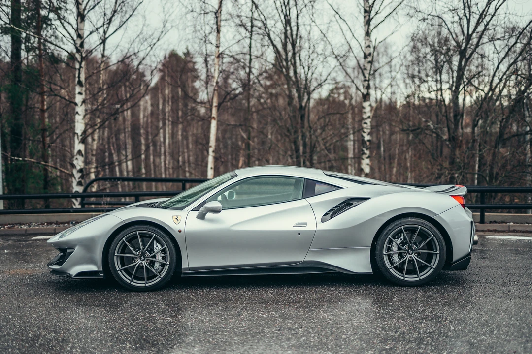 2019 Ferrari 488 Pista - Image 5 of 31