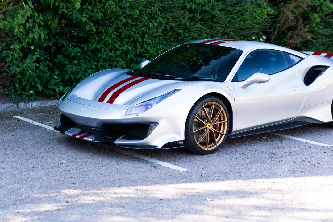 2019 Ferrari 488 Pista - Image 10 of 31