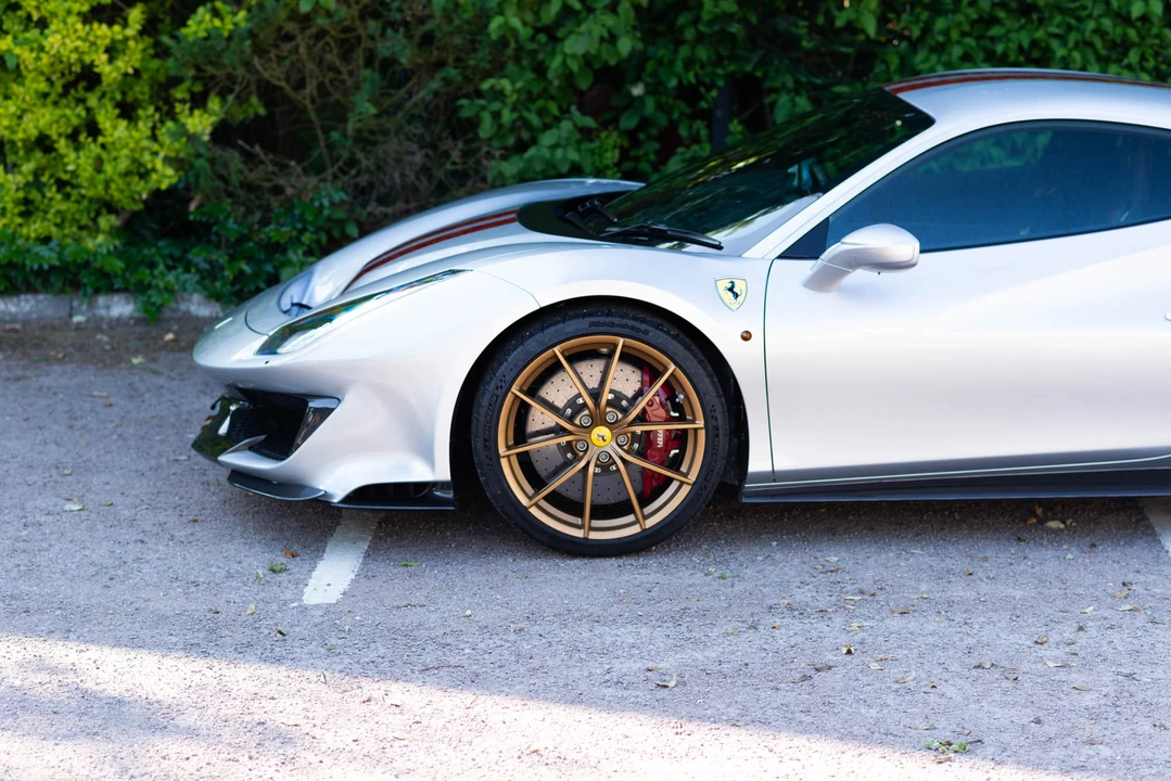 2019 Ferrari 488 Pista - Image 12 of 31