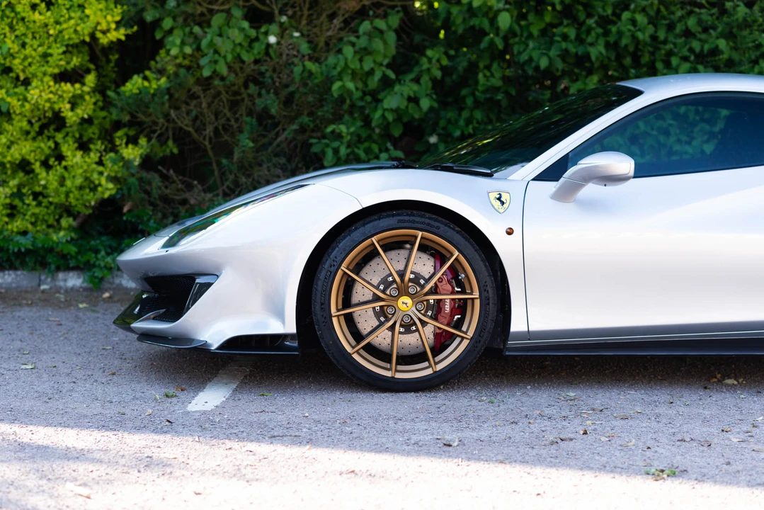 2019 Ferrari 488 Pista - Image 13 of 31