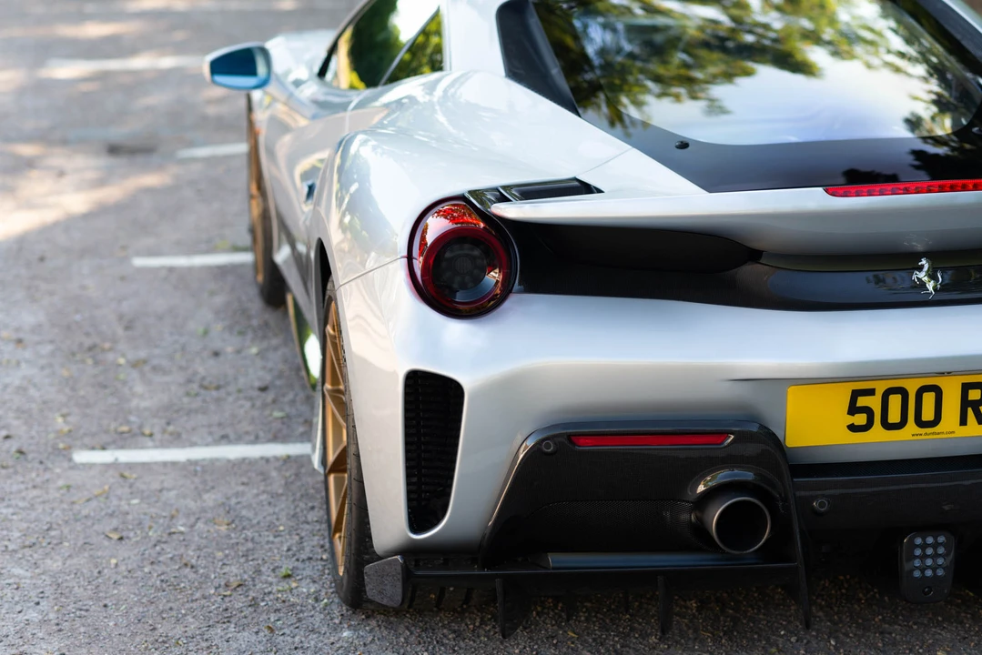 2019 Ferrari 488 Pista - Image 22 of 31