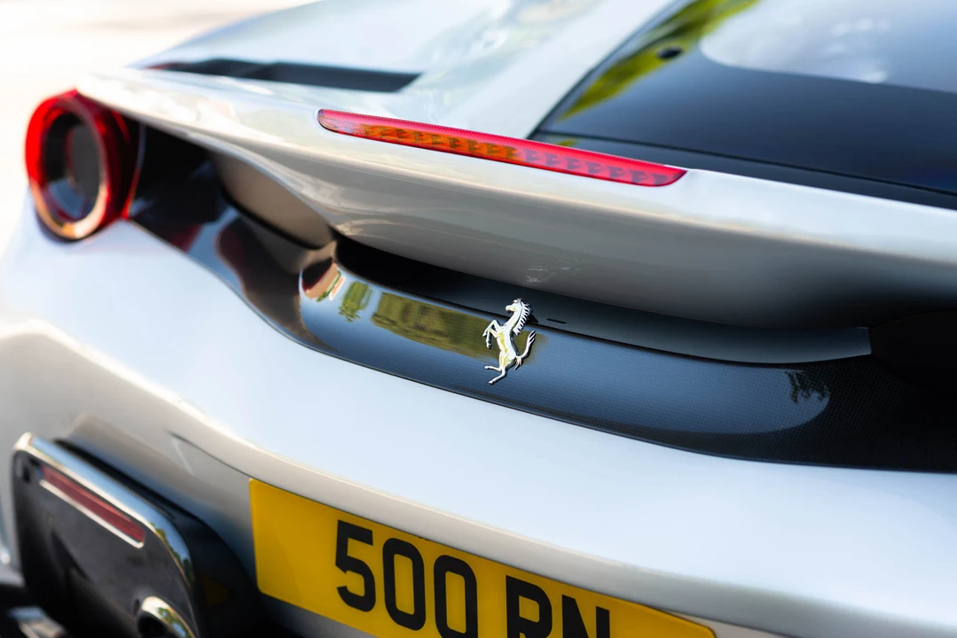 2019 Ferrari 488 Pista - Image 24 of 31