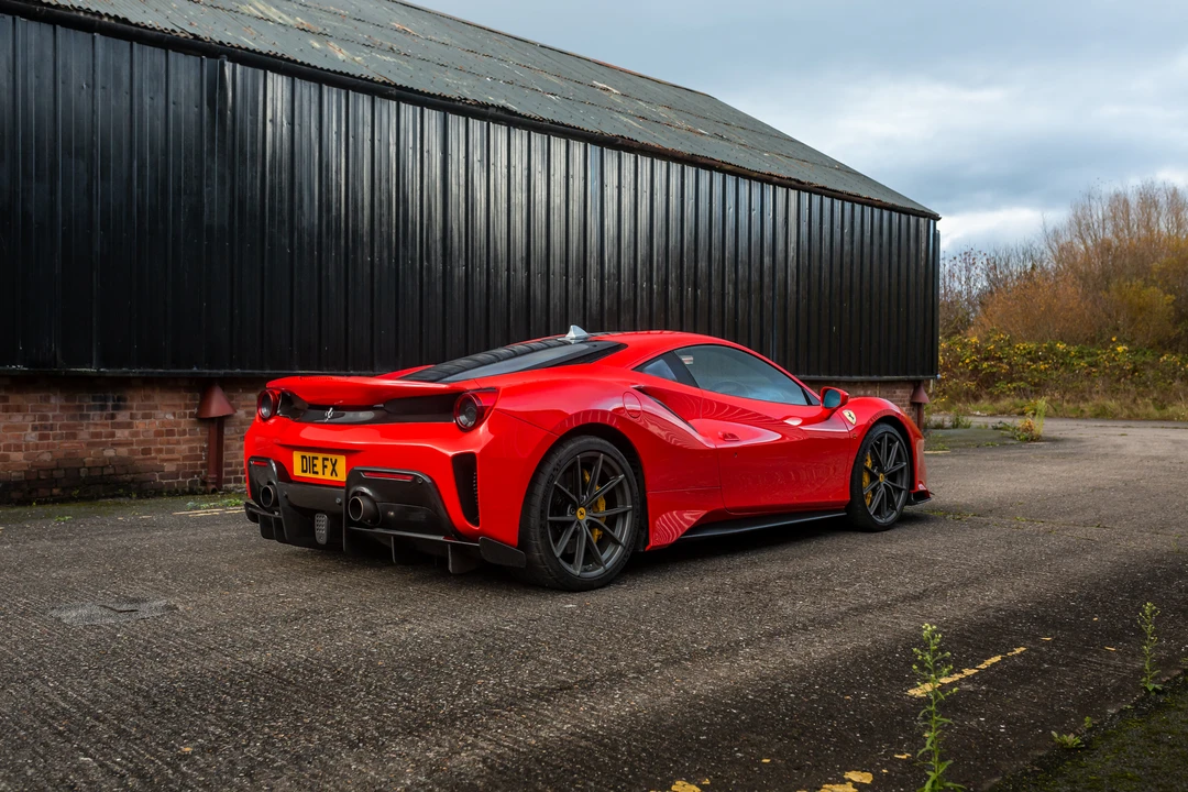2019 Ferrari 488 Pista - Image 7 of 31