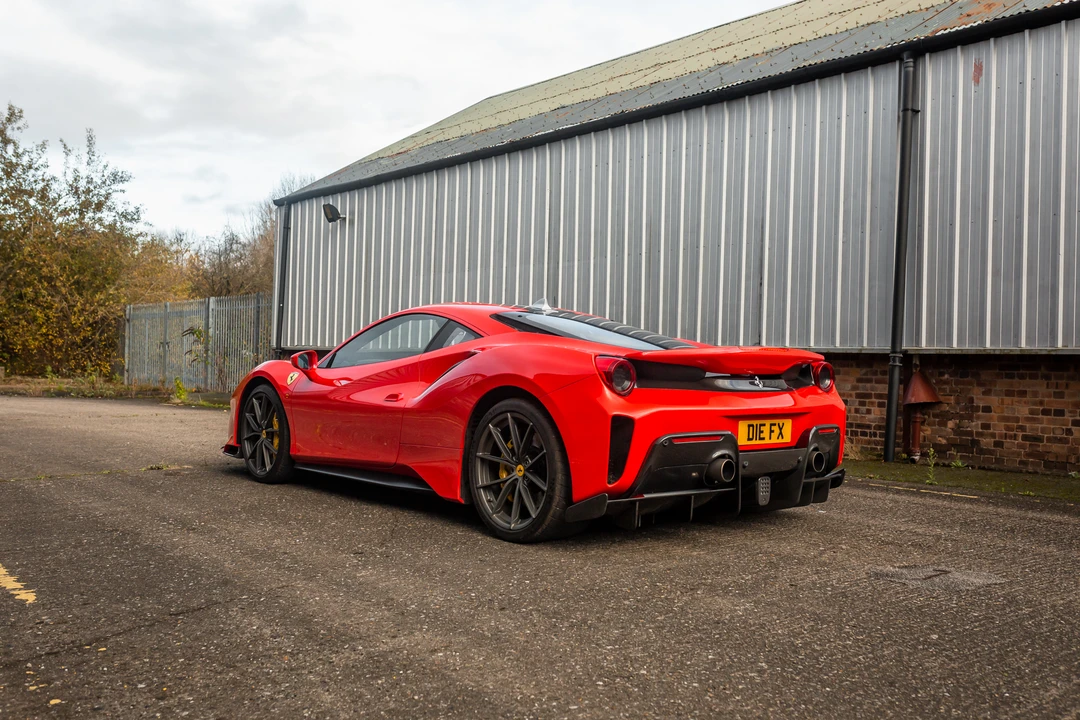 2019 Ferrari 488 Pista - Image 9 of 31